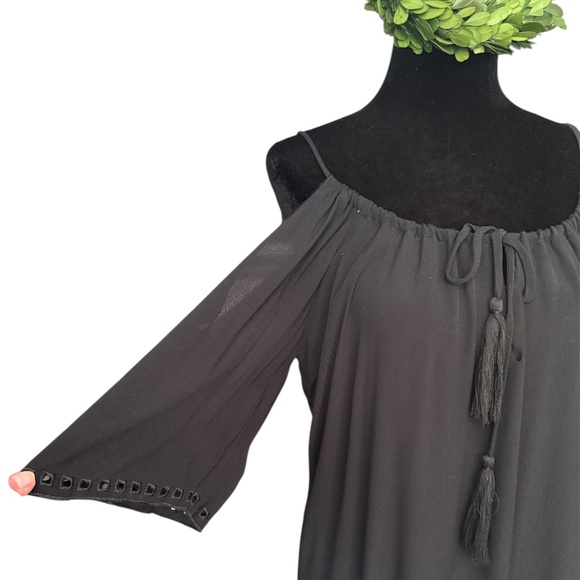 4Sienna Black Eyelet Cold Shoulder Drawstring Neck Dress SZ S - Picture 2 of 12